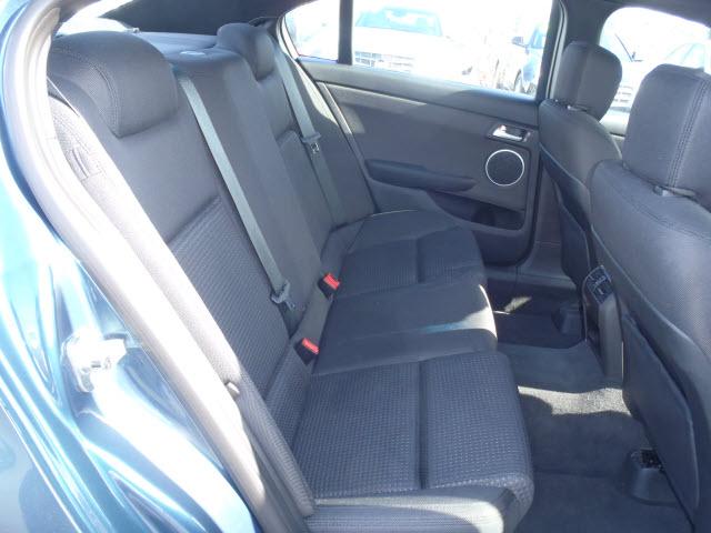 Pontiac G8 2009 photo 2