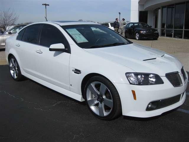 Pontiac G8 Passion Sedan