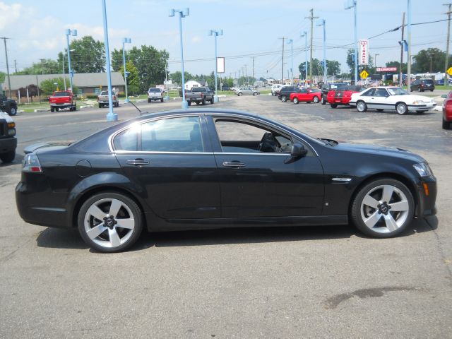Pontiac G8 Passion Sedan
