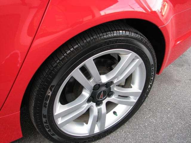 Pontiac G8 2009 photo 4