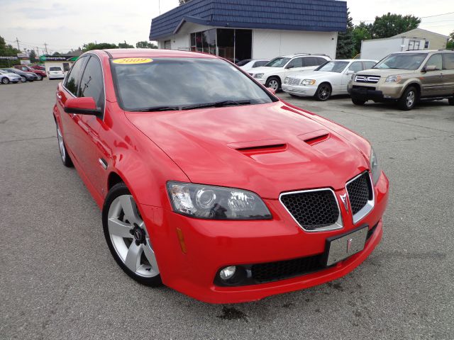 Pontiac G8 2009 photo 1