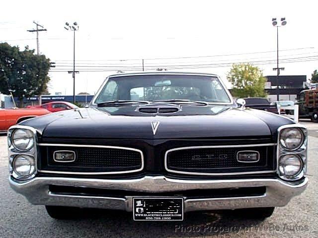 Pontiac GTO 1966 photo 2