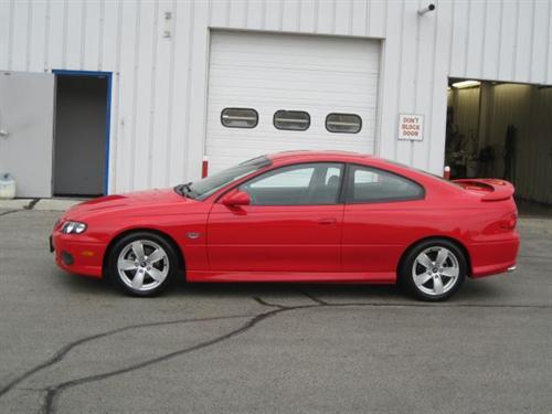 Pontiac GTO 2004 photo 2