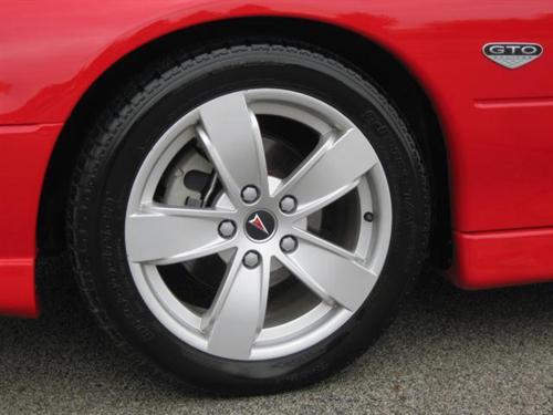 Pontiac GTO 2004 photo 5