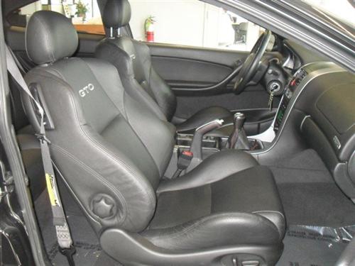 Pontiac GTO 2004 photo 1