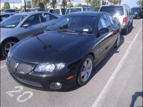 Pontiac GTO 2004 photo 2
