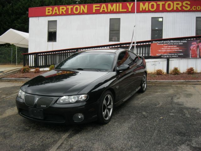 Pontiac GTO 2004 photo 2
