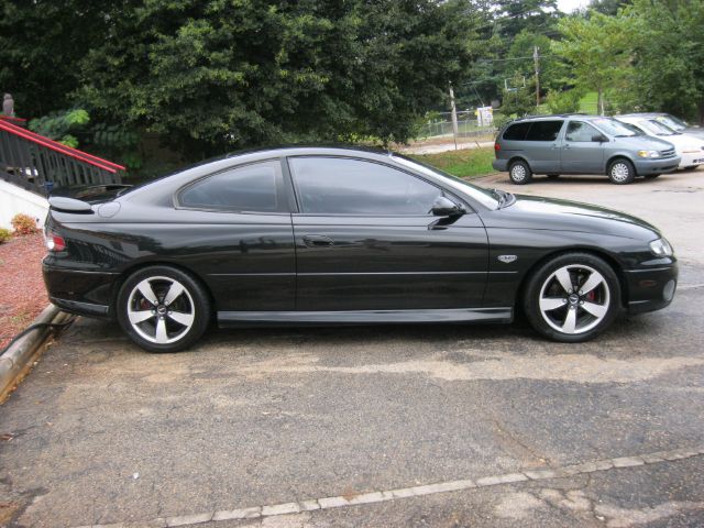 Pontiac GTO 2004 photo 4