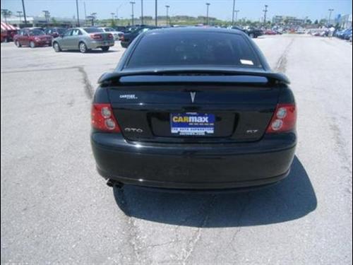 Pontiac GTO 2004 photo 4