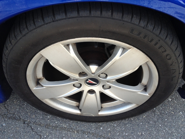 Pontiac GTO GT Premium Sports Car