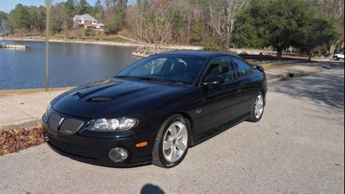 Pontiac GTO 2005 photo 1