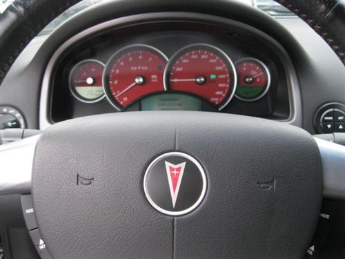 Pontiac GTO 2006 photo 1