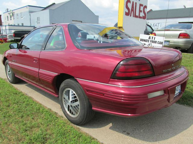 Pontiac Grand Am 1992 photo 1