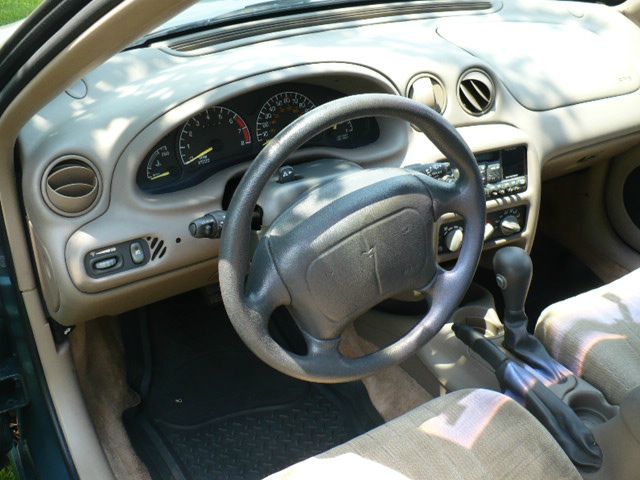 Pontiac Grand Am 1996 photo 1