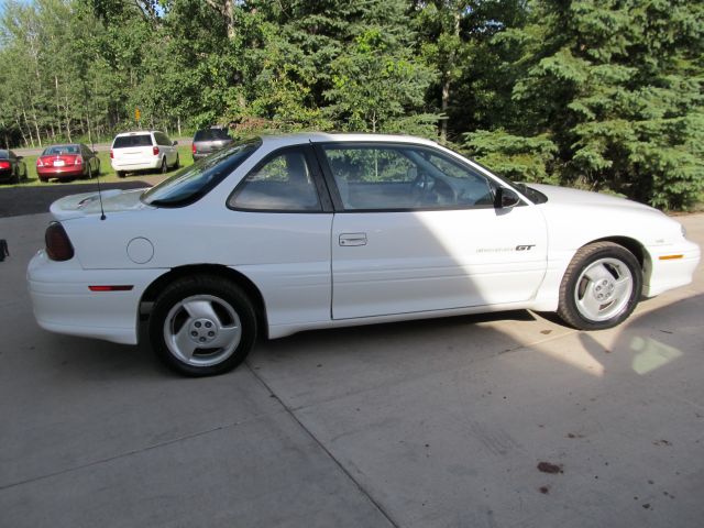 Pontiac Grand Am 1997 photo 2