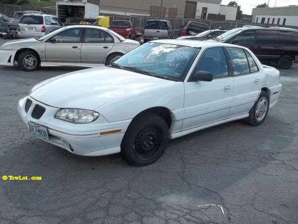 Pontiac Grand Am 1997 photo 2