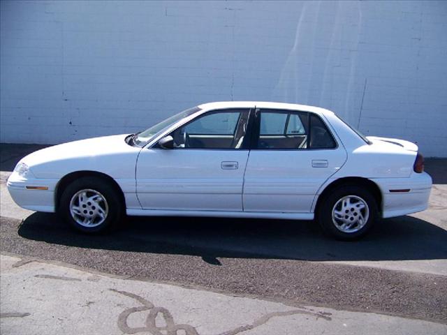 Pontiac Grand Am 1997 photo 2