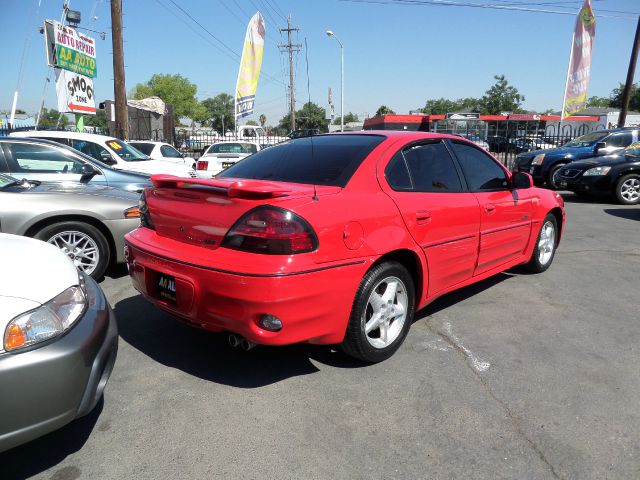 Pontiac Grand Am XUV SLE 4WD Sedan