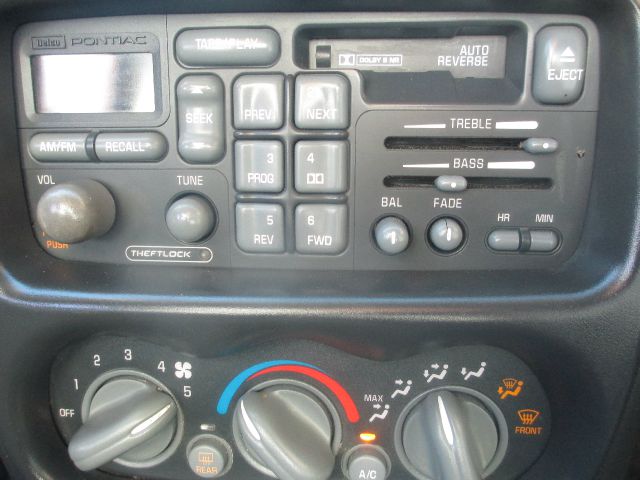 Pontiac Grand Am 1999 photo 15