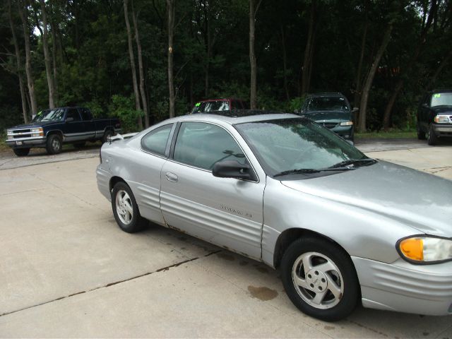 Pontiac Grand Am 1999 photo 1