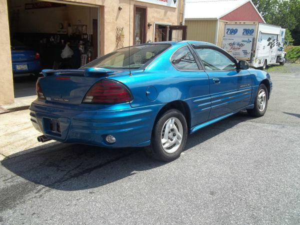 Pontiac Grand Am 2000 photo 2