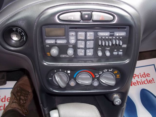 Pontiac Grand Am 2000 photo 2