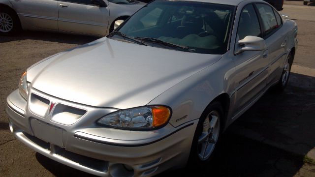 Pontiac Grand Am XUV SLE 4WD Sedan