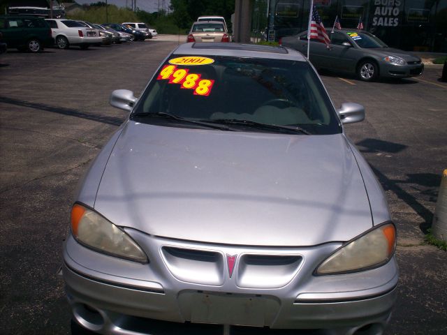 Pontiac Grand Am XUV SLE 4WD Sedan
