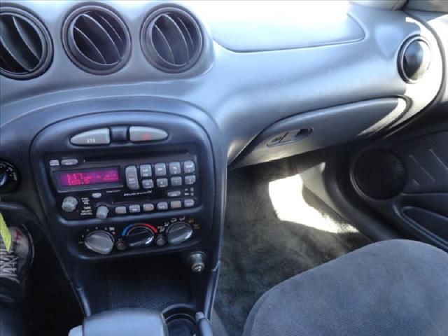 Pontiac Grand Am 2001 photo 14
