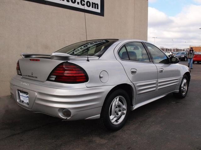 Pontiac Grand Am 2002 photo 2