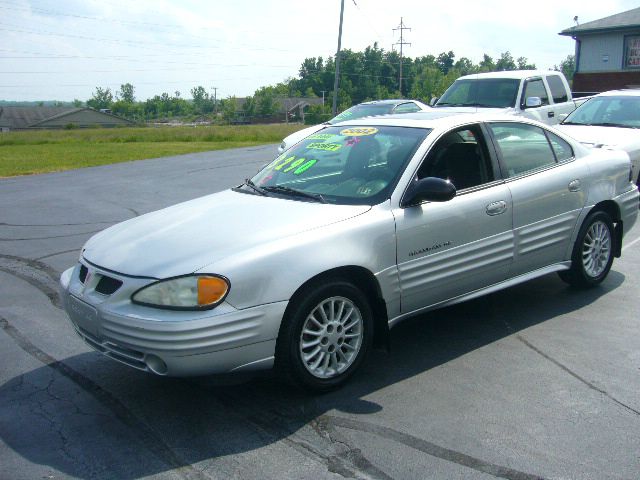 Pontiac Grand Am 2002 photo 1