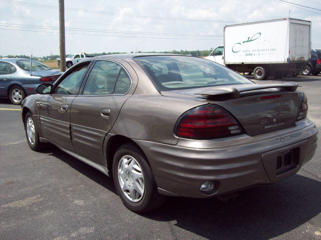 Pontiac Grand Am 2002 photo 1