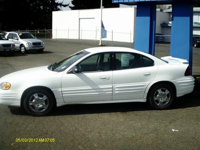 Pontiac Grand Am 4WD Supercrew Styleside 5-1/2 Ft Box XLT Unspecified