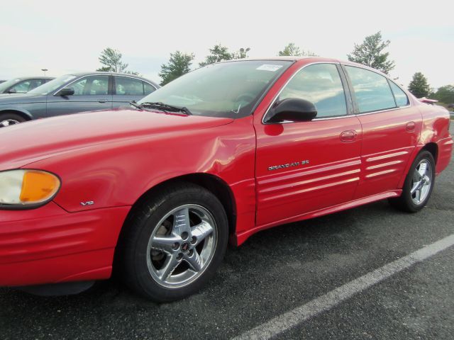Pontiac Grand Am 2002 photo 2