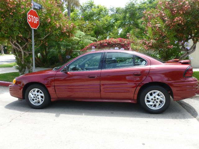 Pontiac Grand Am 2002 photo 2