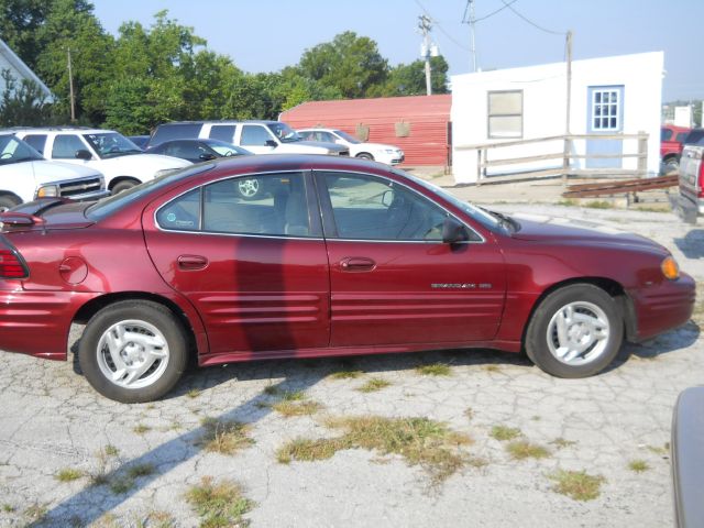 Pontiac Grand Am 2002 photo 1