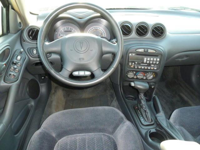 Pontiac Grand Am 2002 photo 3