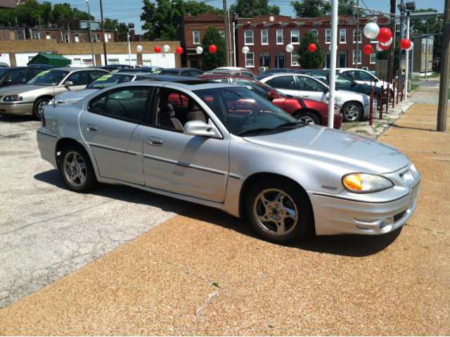 Pontiac Grand Am 2002 photo 2