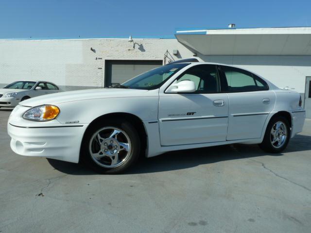 Pontiac Grand Am 2002 photo 1