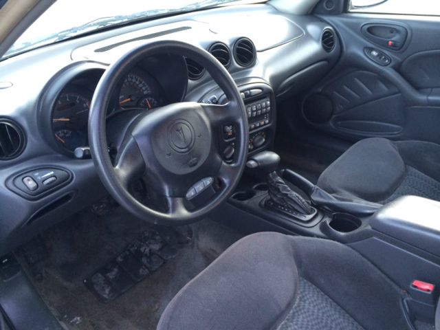 Pontiac Grand Am 2002 photo 2