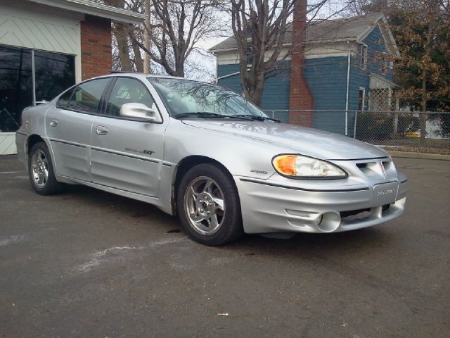 Pontiac Grand Am 2002 photo 1