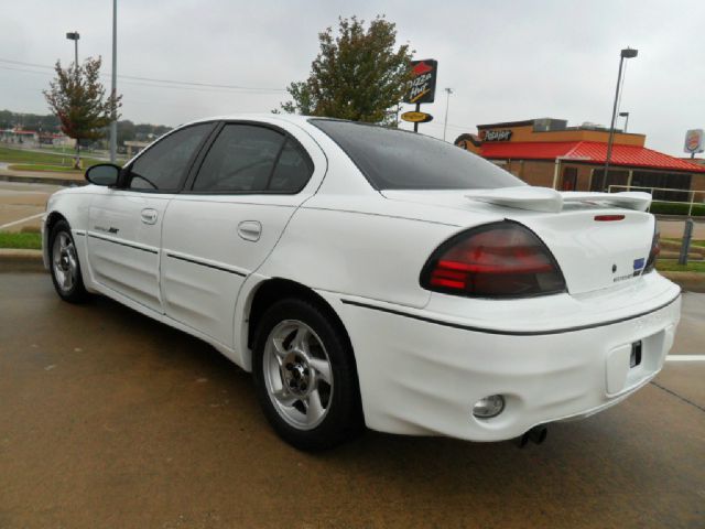 Pontiac Grand Am XLT Lariat CREW CAB FX4 Sedan