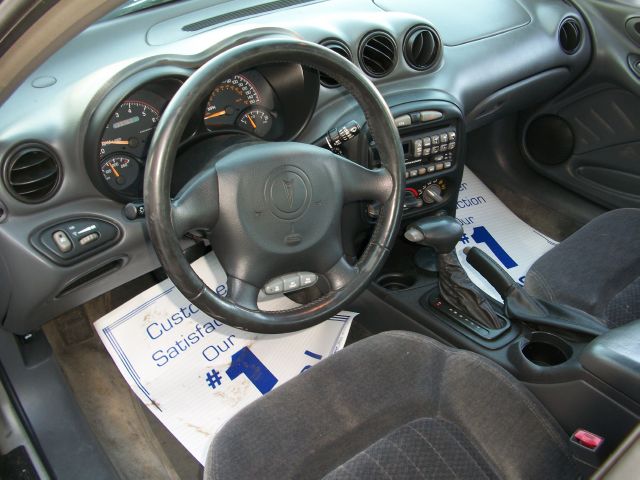 Pontiac Grand Am 2002 photo 1