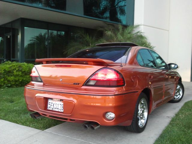 Pontiac Grand Am Looks Like New Sedan