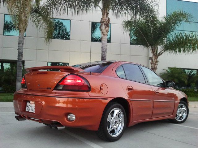 Pontiac Grand Am 2003 photo 2