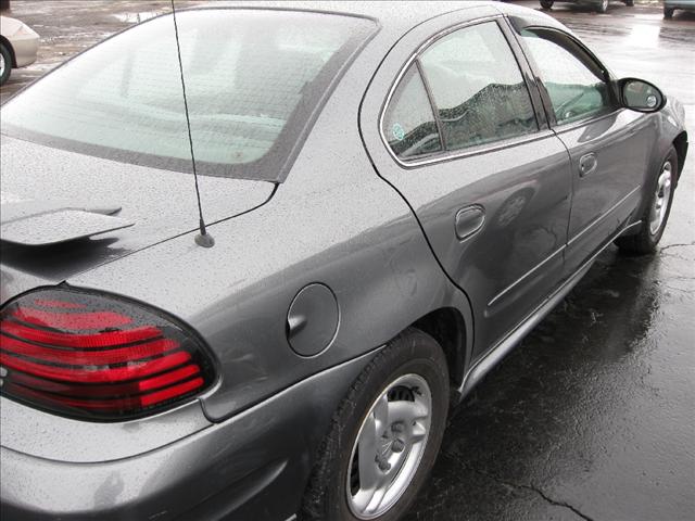 Pontiac Grand Am 2003 photo 2