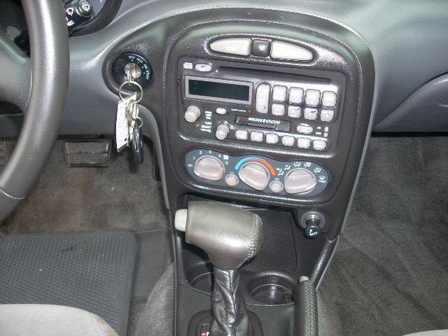 Pontiac Grand Am 2003 photo 1