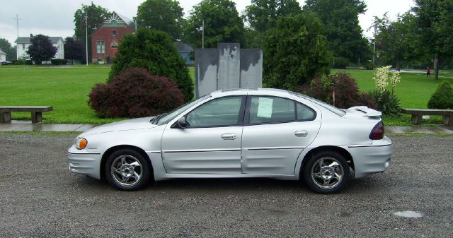 Pontiac Grand Am XUV SLE 4WD Sedan