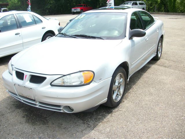 Pontiac Grand Am 2003 photo 2