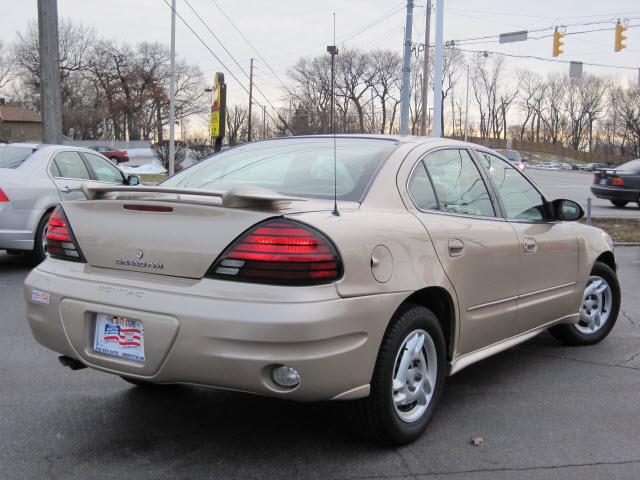 Pontiac Grand Am 2003 photo 1